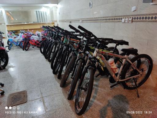 عکس فروشگاه موتور سیکلت موسوی 