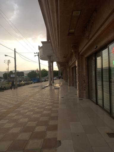 عکس مجتمع تجاری پارس لند