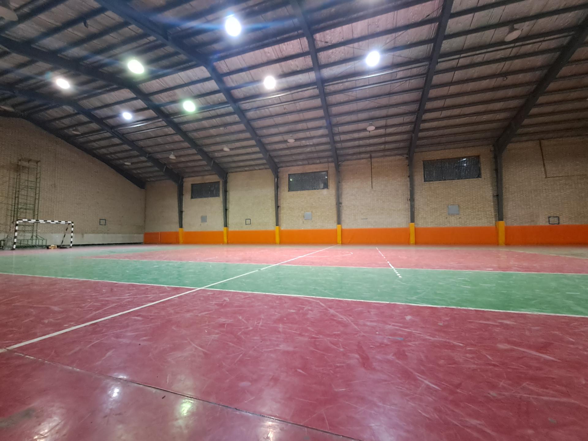 عکس سالن فوتسال قدس