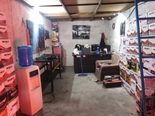 عکس باطری فروشی امیران رتبه برتر