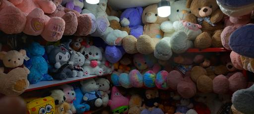 عکس اسباب بازی حسن بگلو