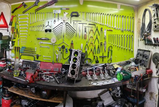 عکس تعمیرگاه مکانیکی فرزاد