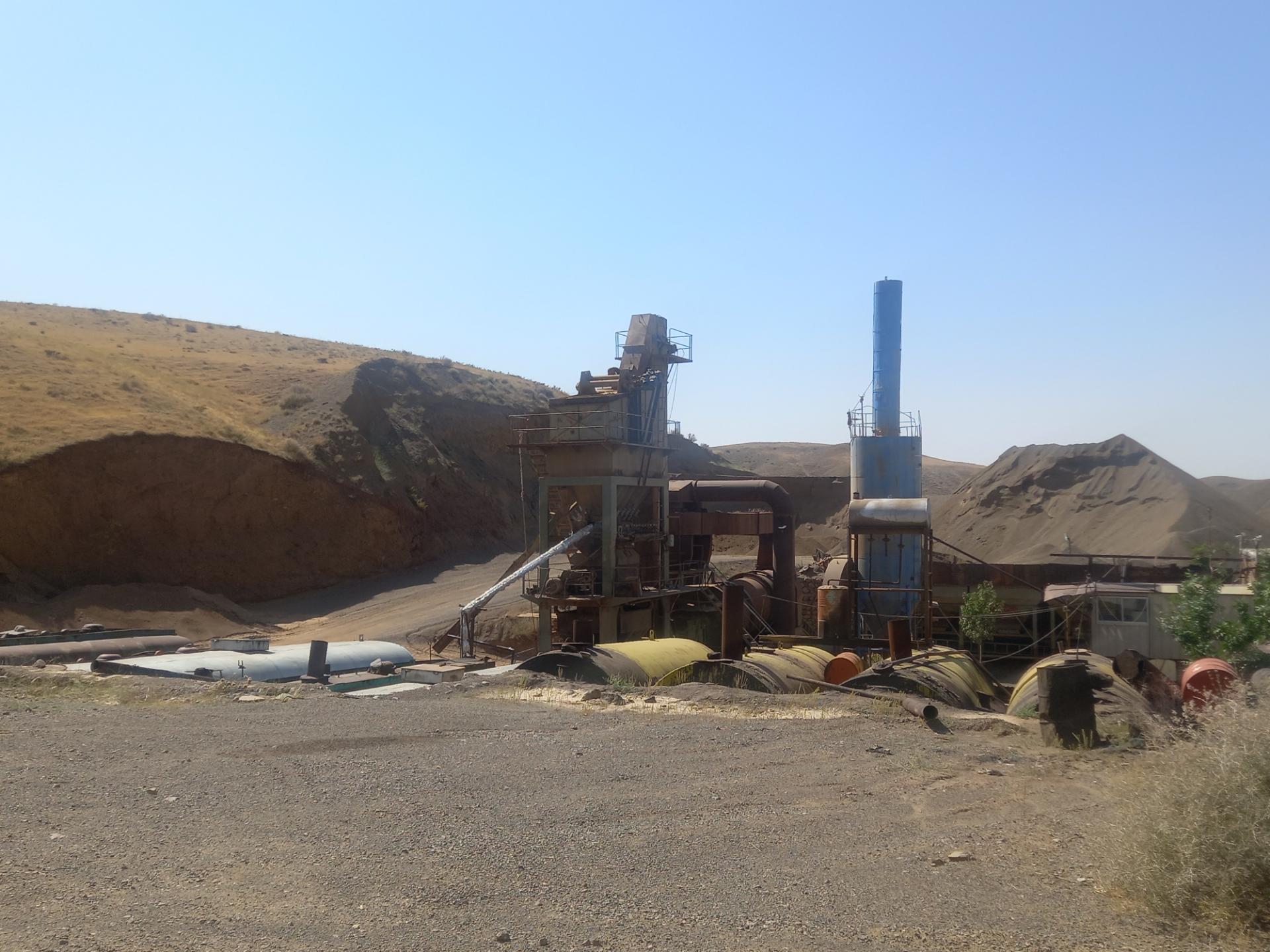 عکس کارخانه آسفالت راه میشو