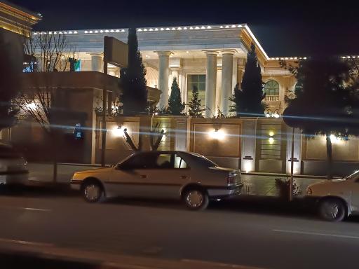 عکس هتل و رستوران سیب و نار