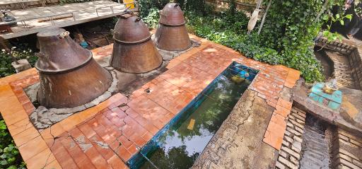 عکس موزه گلاب قمصر