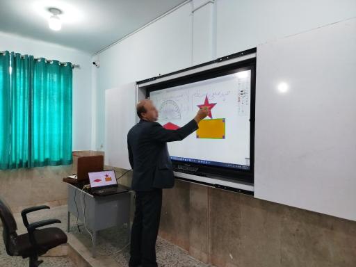 دبیرستان رزمندگان اسلام 