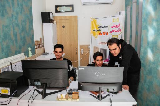 عکس صنایع چوبی تک درخت