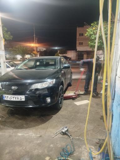 عکس تعمیرگاه حسین وحدانی