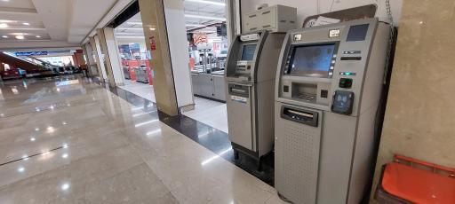 عکس خود پرداز بانک سامان