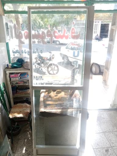 عکس درب و پنجره آلومینیوم و پی‌وی‌سی صدف