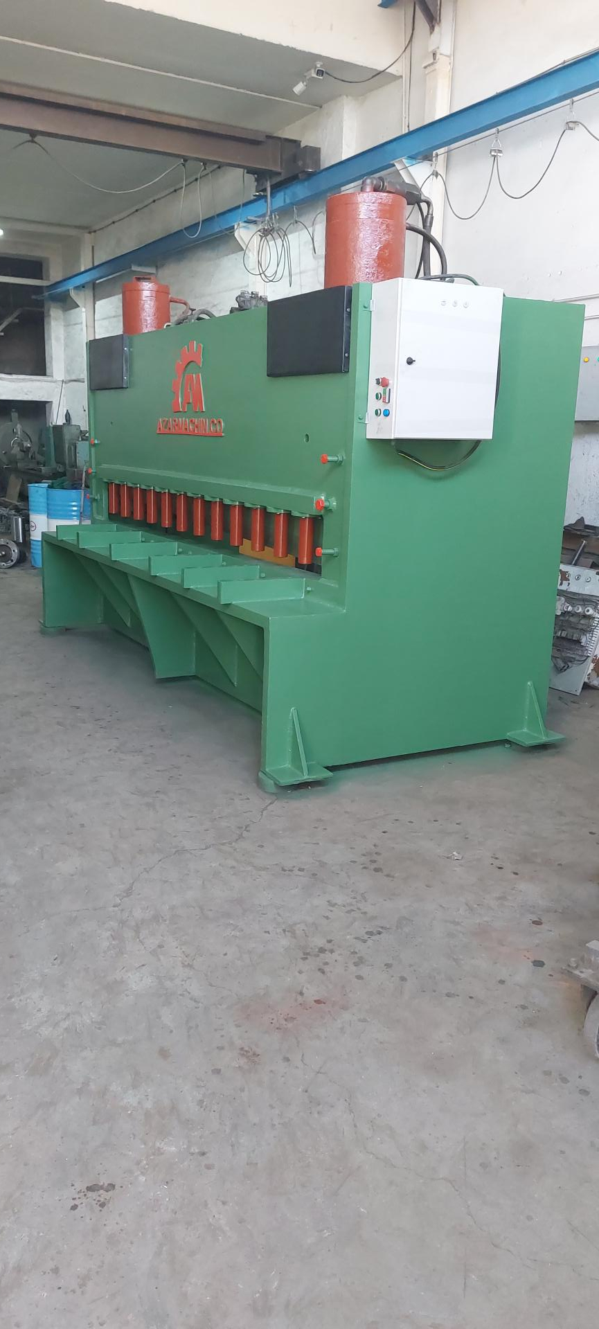 عکس ماشین سازی آذرماشین 