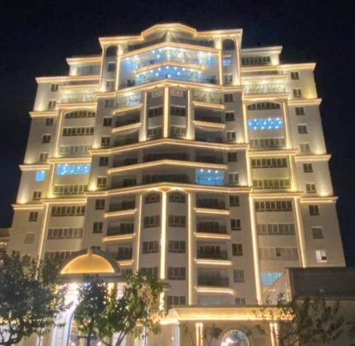 عکس ساختمان مسکونی آدلی