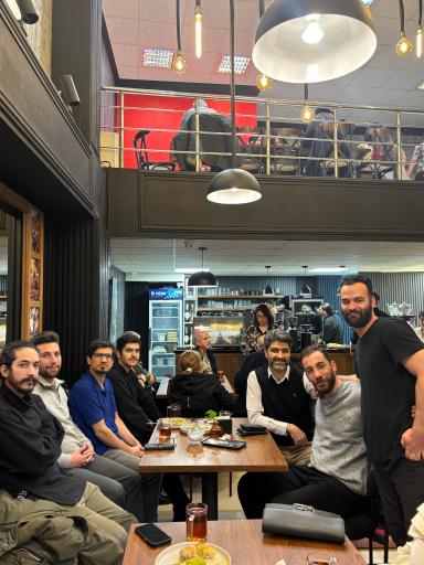 عکس کافه یووا