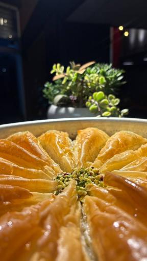 عکس کافه یووا