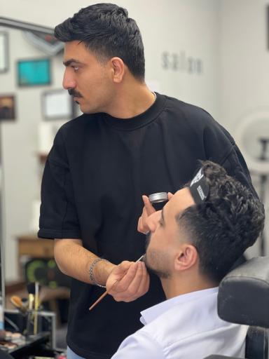 عکس سالن آرایش علی