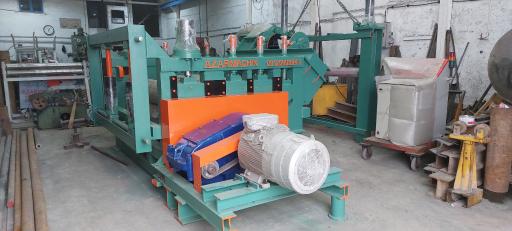 عکس ماشین سازی آذرماشین 