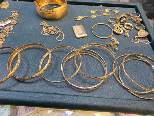 عکس فروشگاه طلا علی