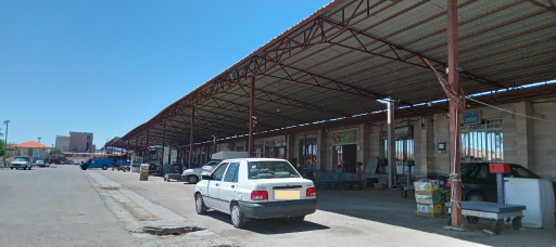 عکس میدان مرکزی میوه و تره‌بار سمنان