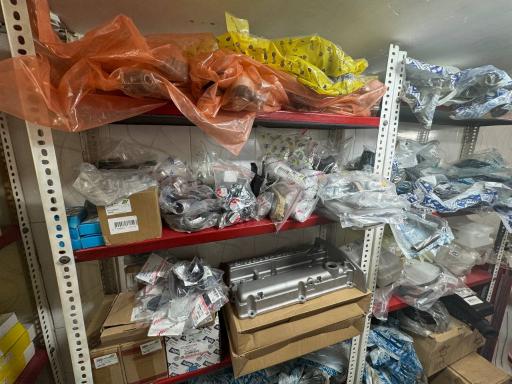 عکس فروشگاه لوازم یدکی خودرو چینی جاوید