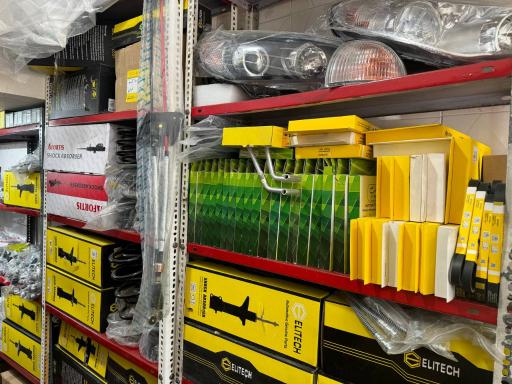 عکس فروشگاه لوازم یدکی خودرو چینی جاوید