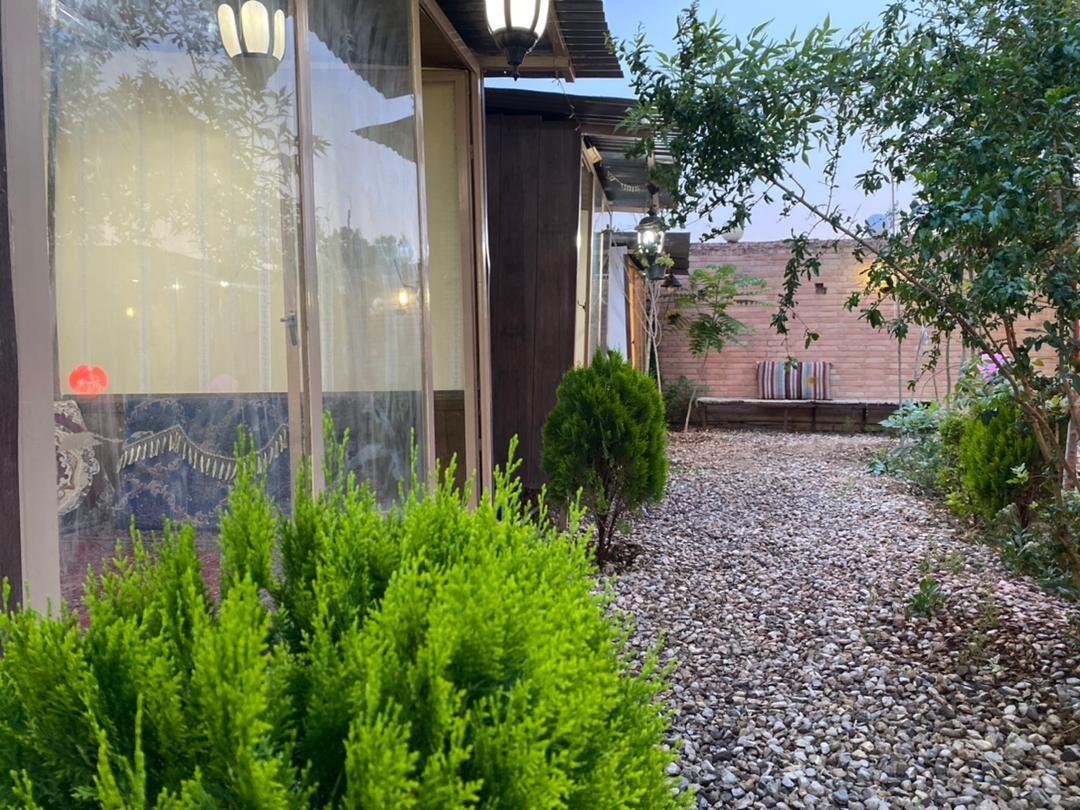 عکس سفره خانه سنتی دوستان