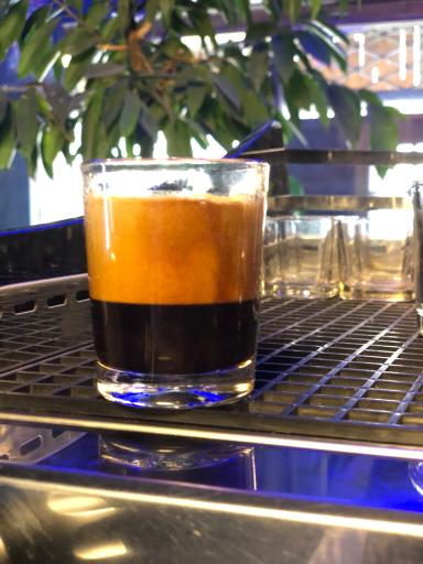 عکس کافی شاپ ادن