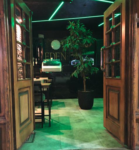 عکس کافی شاپ ادن