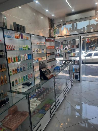 آرایشی نورا 