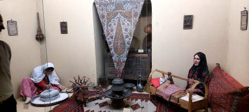 عکس موزه مردم شناسی (کاخ ابیض)