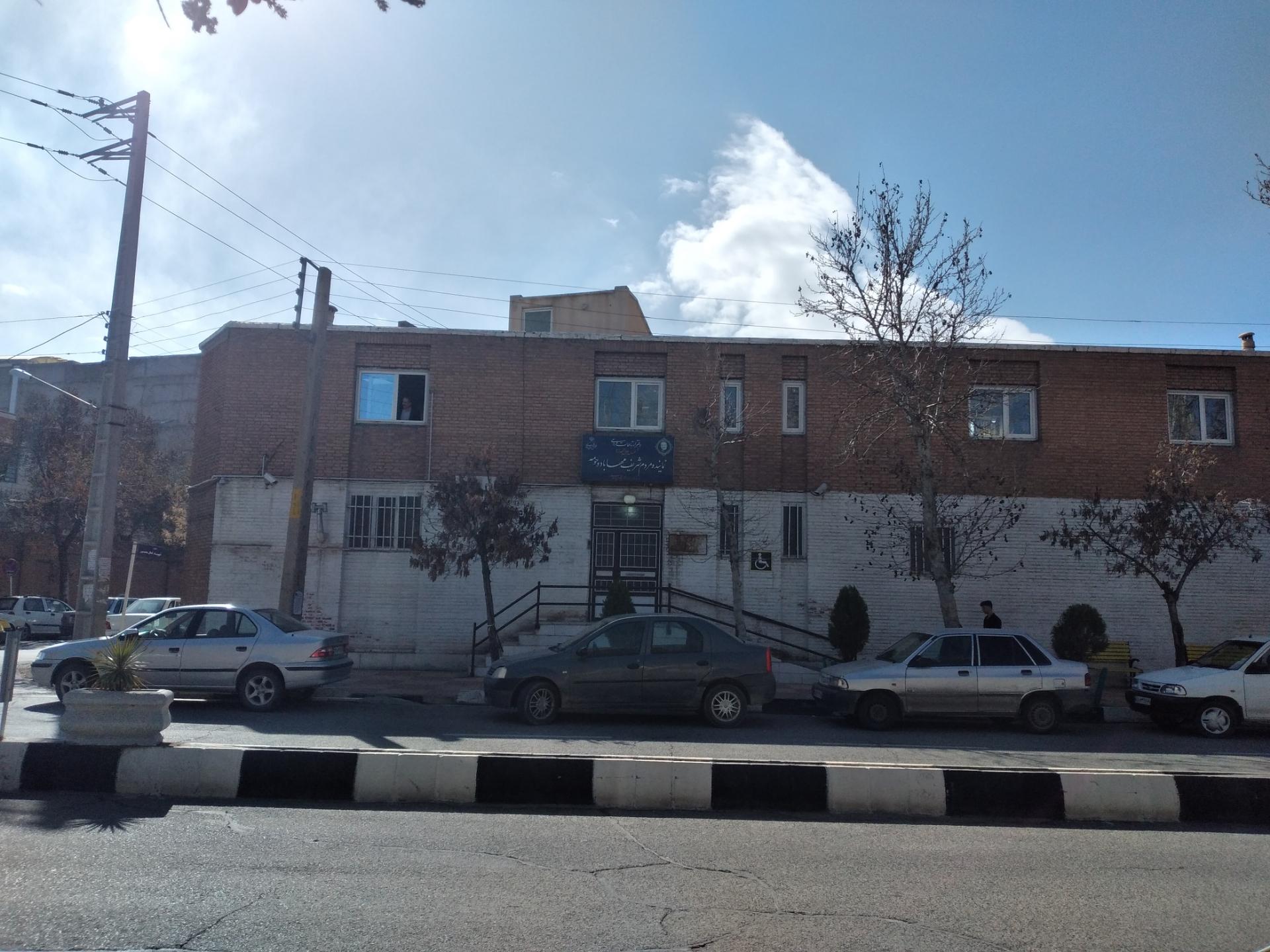 عکس دفتر نماینده مهاباد