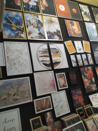 گالری شاه بابایی