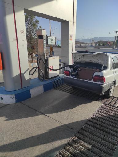 عکس پمپ گاز CNG شهرداری راور