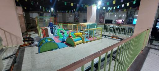 عکس برج میلاد سراب