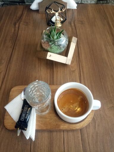 عکس کافه آهو