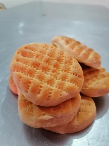 عکس کلوچه تنوری کیهان