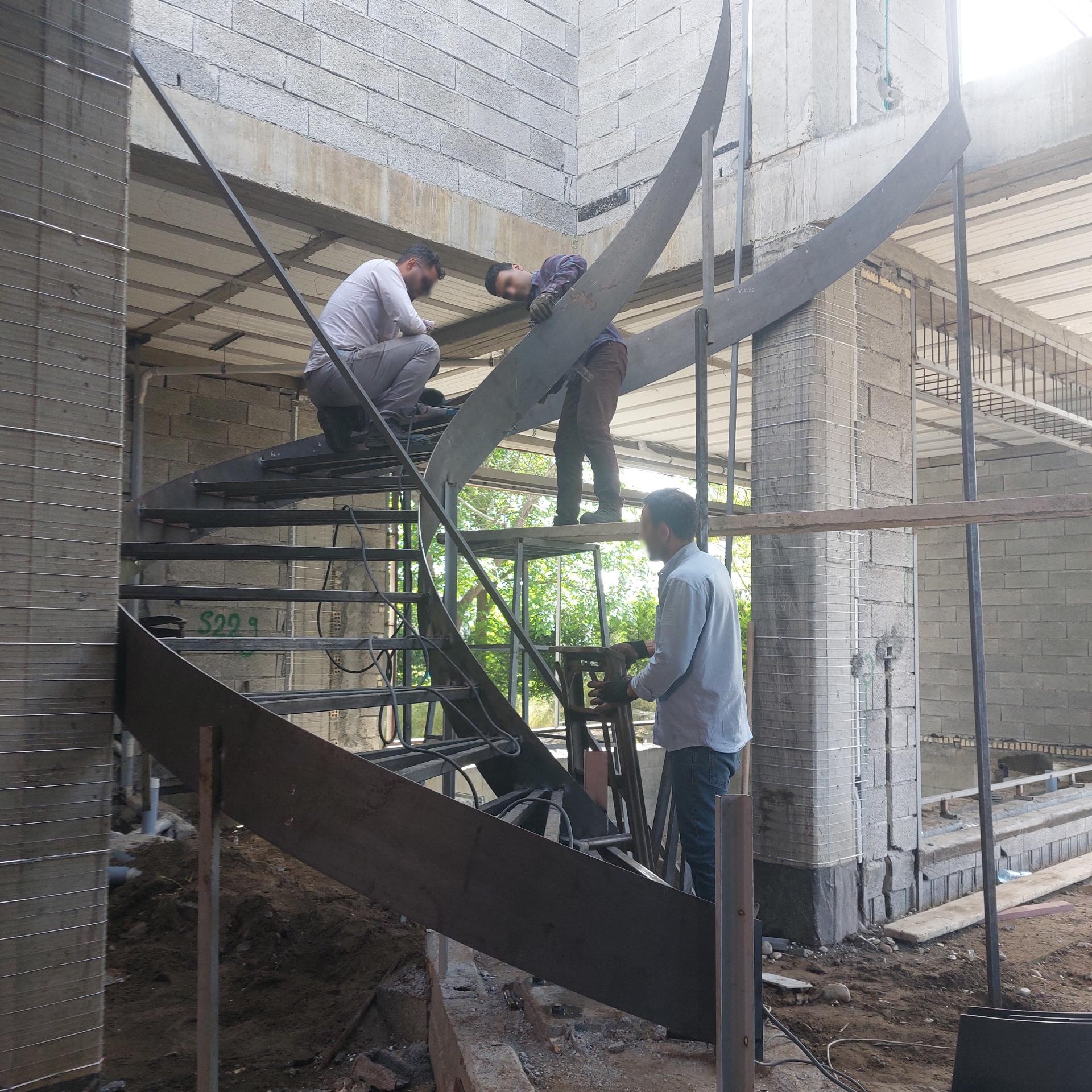 عکس صنایع فلزی امیرخانی