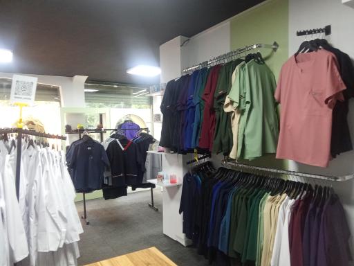 عکس پوشاک پزشکی مداک