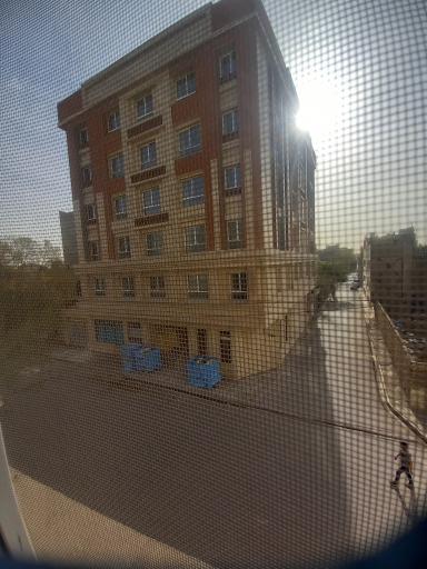 عکس هتل سه ستاره کلاسیک در حال ساخت