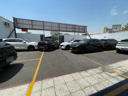 عکس خدمات پس از فروش ۲۱۰۶ لاماری (گروه خودرویی ستوده)