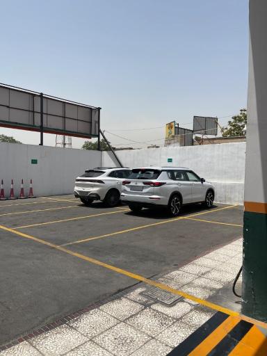 عکس خدمات پس از فروش ۲۱۰۶ لاماری (گروه خودرویی ستوده)