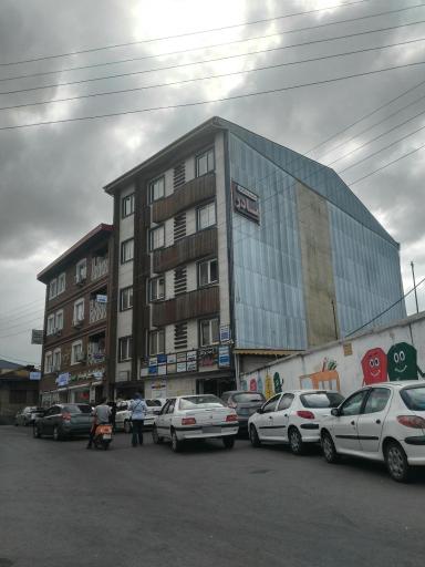 عکس ساختمان پزشکان مادر