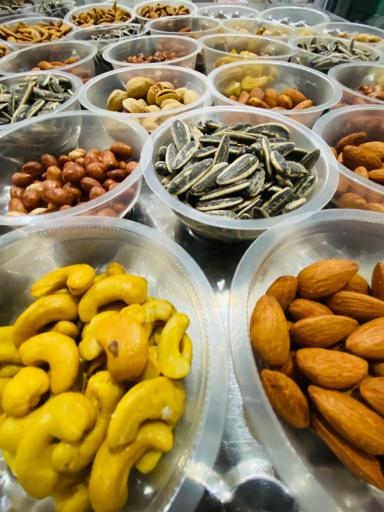 عکس باغ سرای ملک