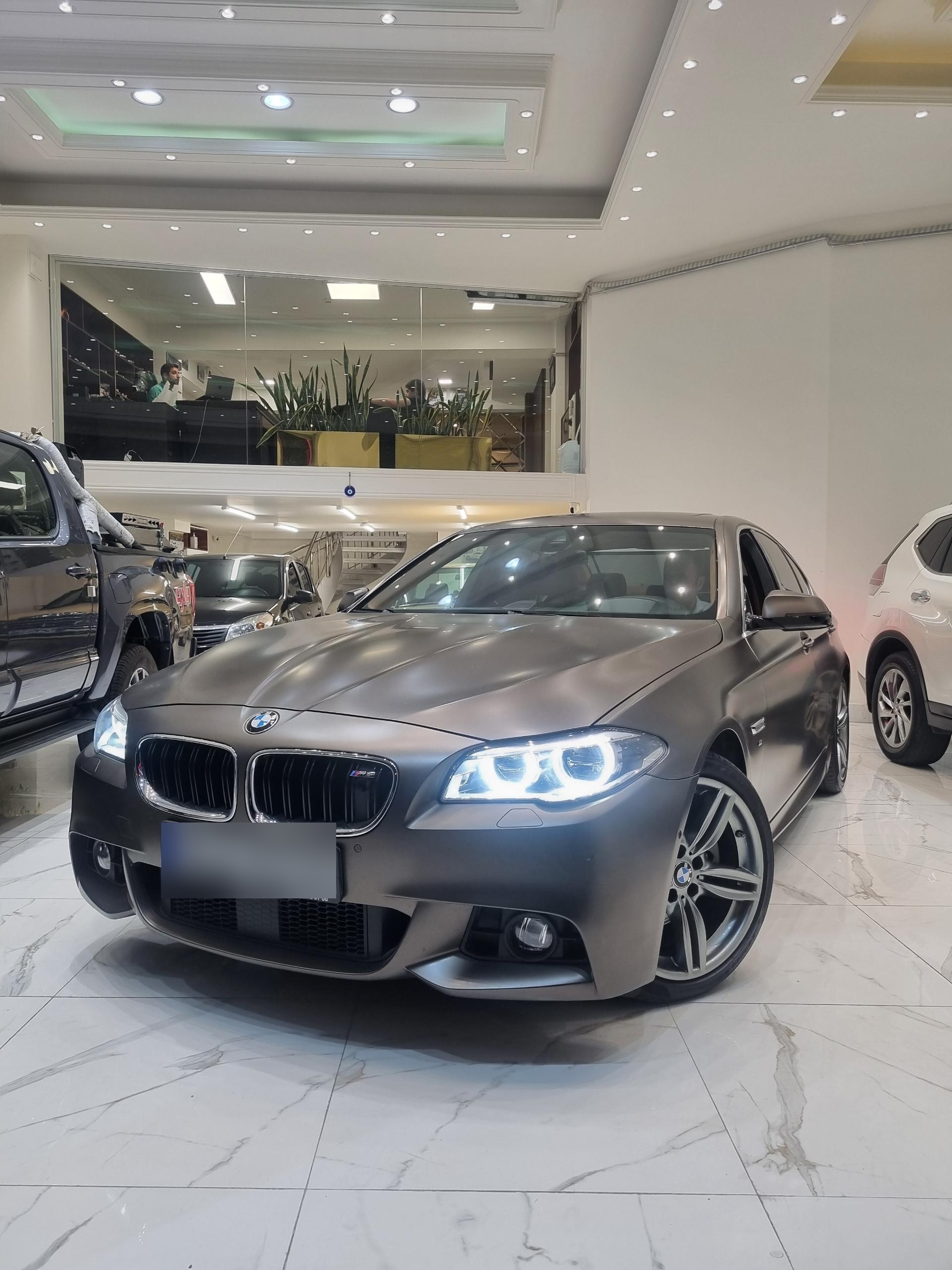 عکس بازرگانی اتومبیل امین