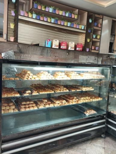 عکس قنادی پاستور