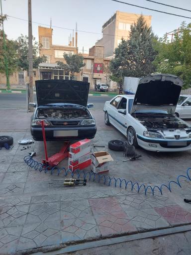 عکس تعمیرگاه تخصصی کادیلاک