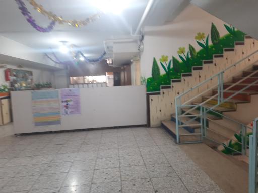 عکس دبستان مهندس کاظم بهمنش کرج