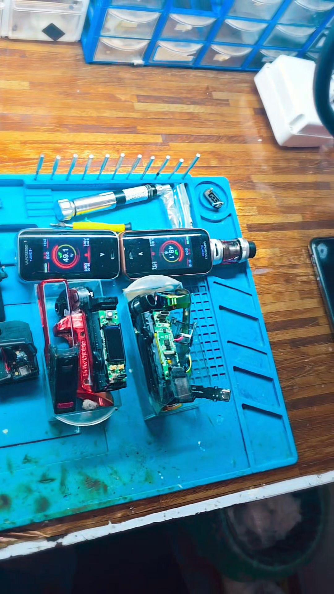 عکس فروشگاه ویپ داریم