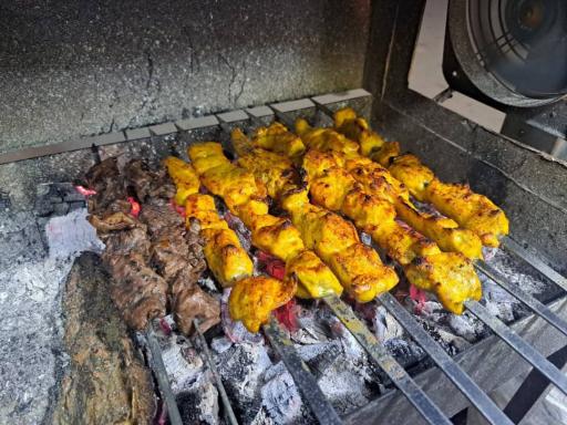 عکس کبابی و فست فود شاد