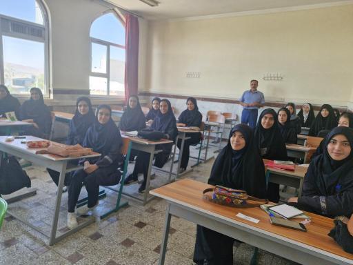 عکس دبیرستان نمونه دولتی دخترانه شهید قاسم سلیمانی