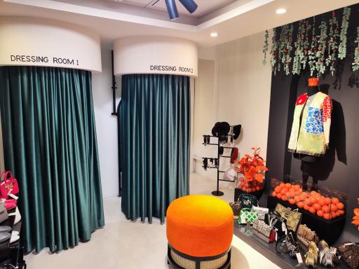 عکس مرکز فروش حضوری لیدی لرد (گالری ماهوت اردبیل)